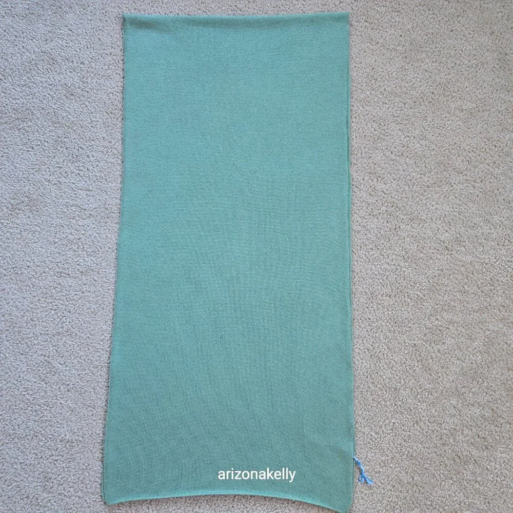 NWT Woolovers Cashmere Knit Scarf Sage Green